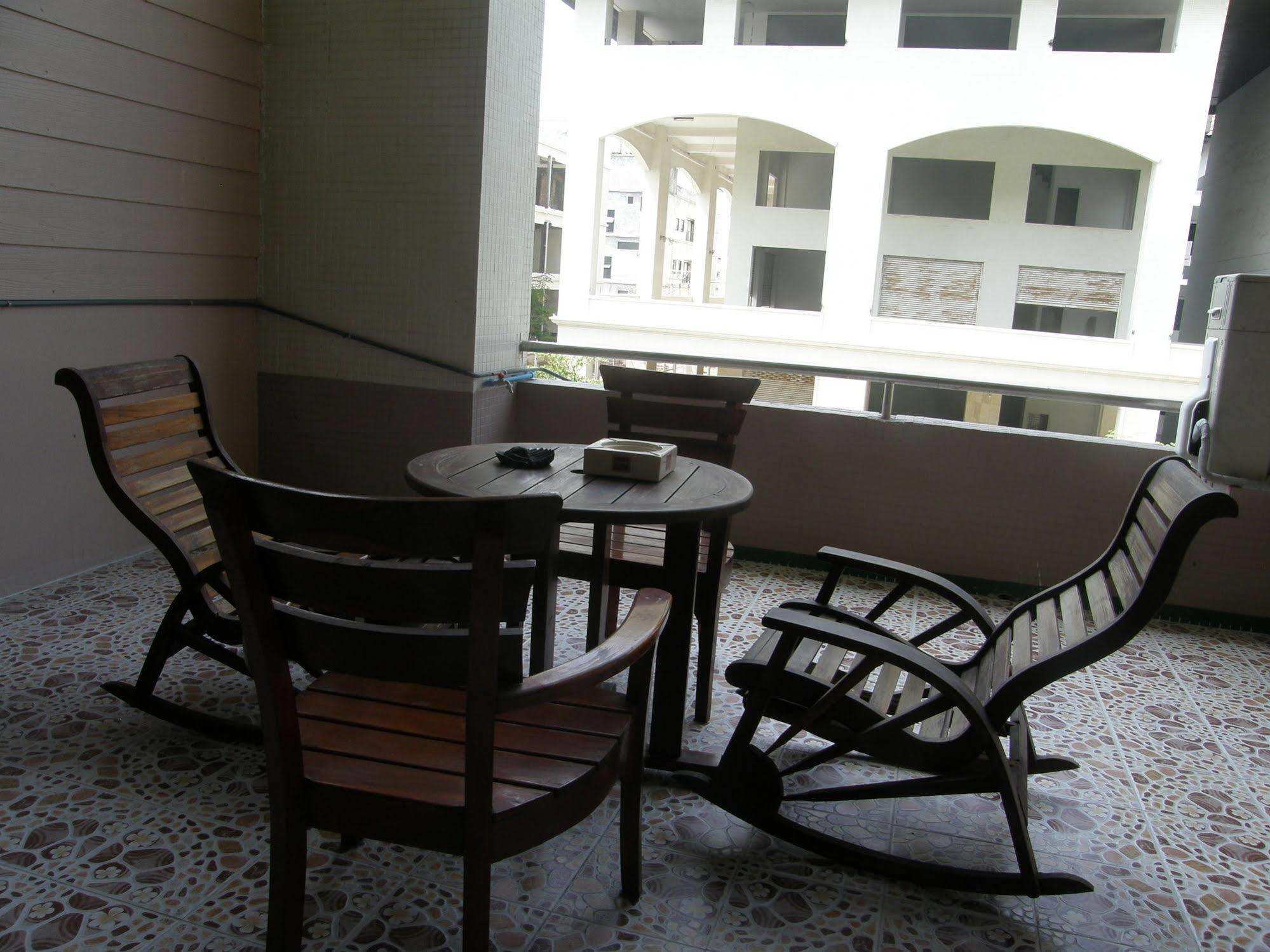 Anchana House Jomtien Exterior foto