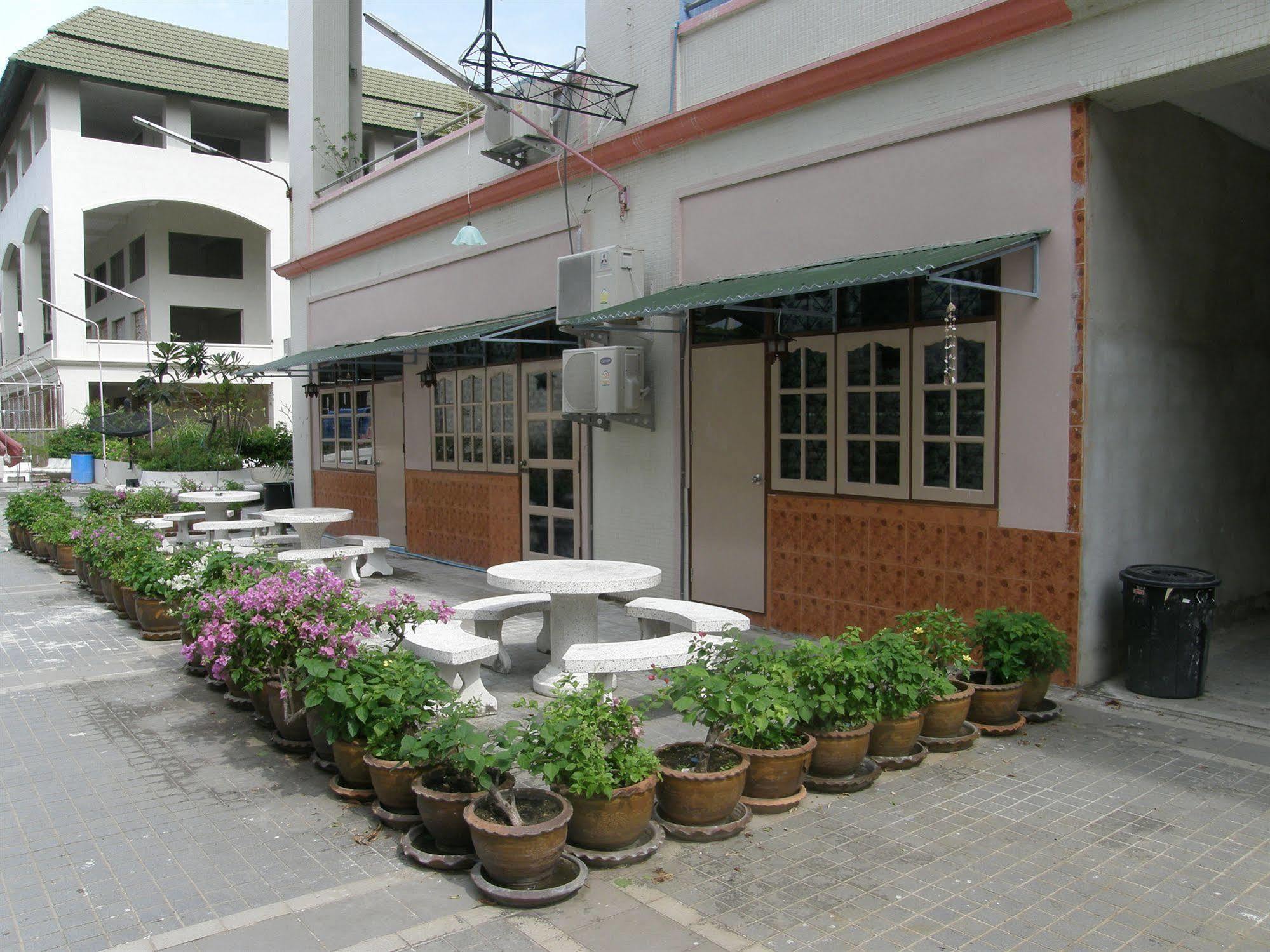 Anchana House Jomtien Exterior foto