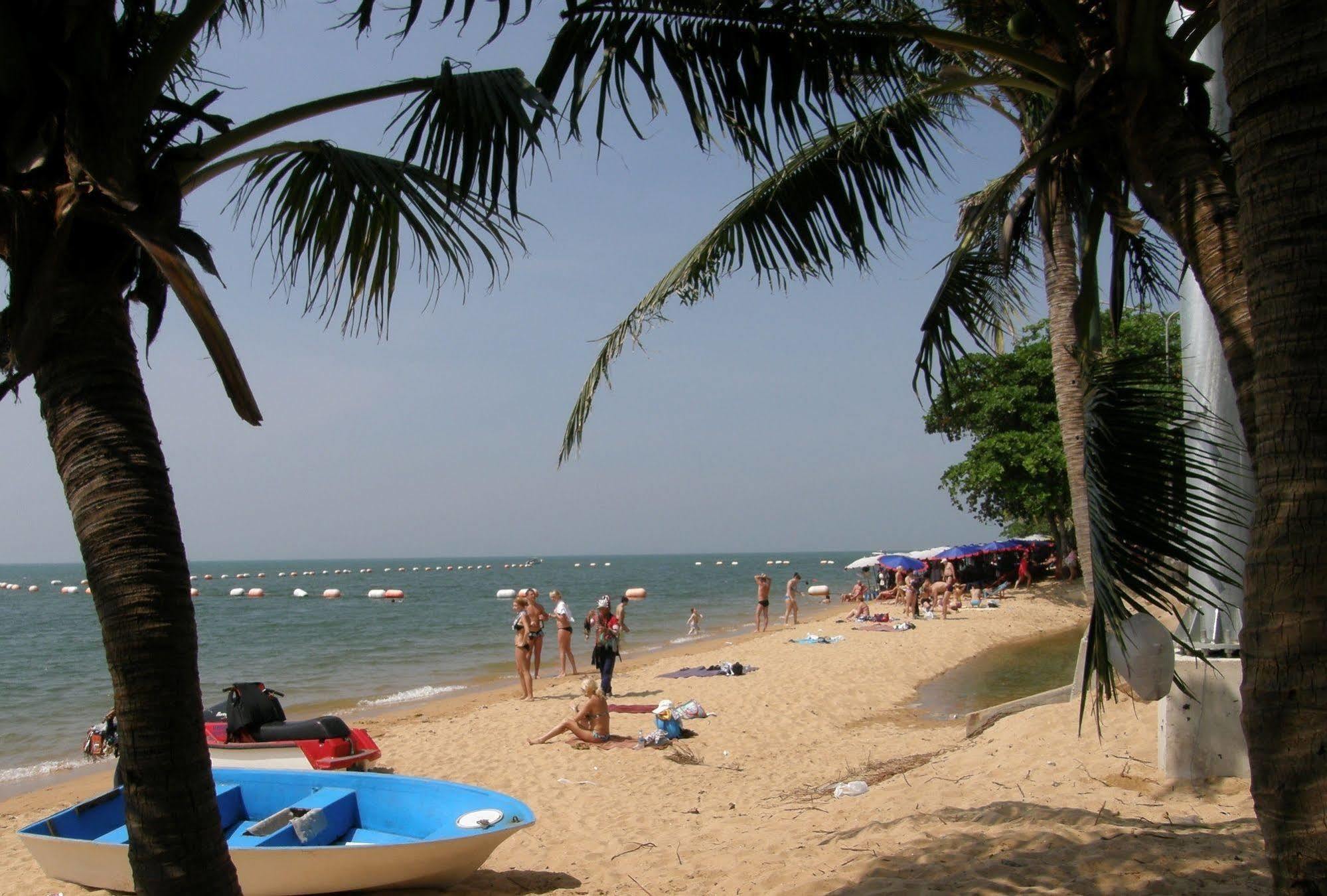 Anchana House Jomtien Exterior foto